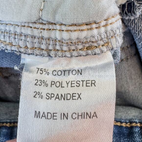 A.Z.I New York, Distressed Layered Patchwork Relaxed Boyfriend Jeans, Women's 4 - Picture 15 of 15